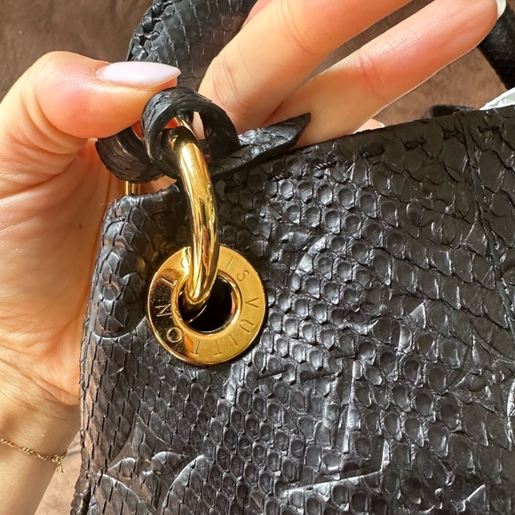 Louis Vuitton Python Artsy - Picture 15 of 15